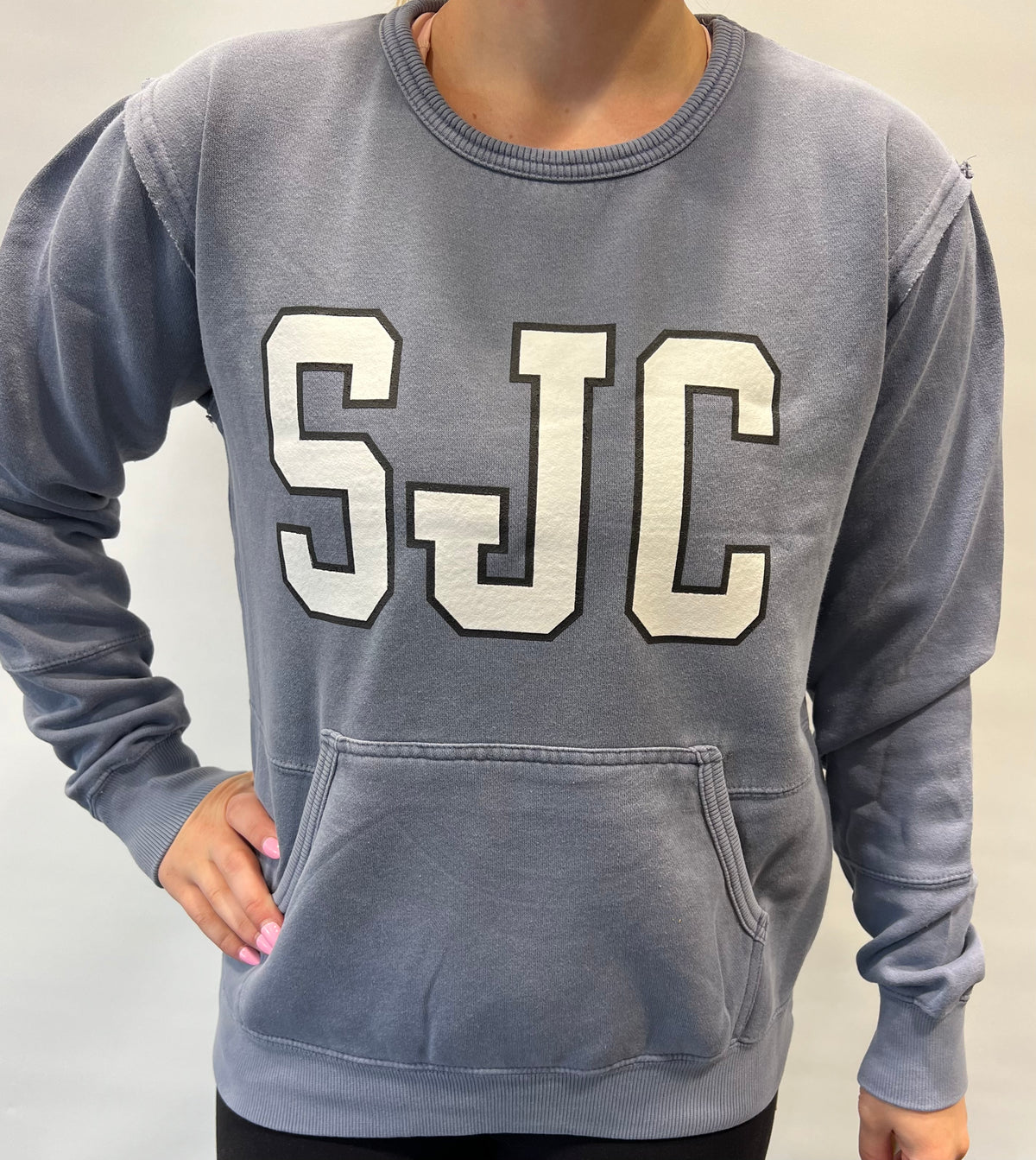 Coastal Color Women's Crewneck