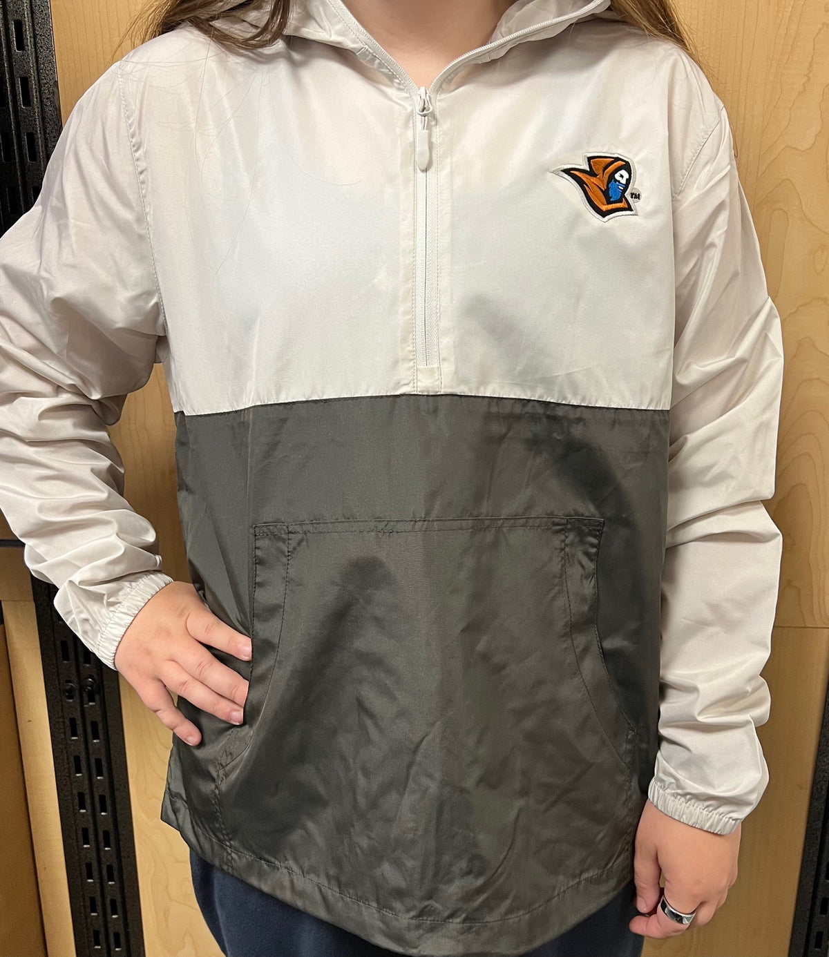 Windbreaker Pullover